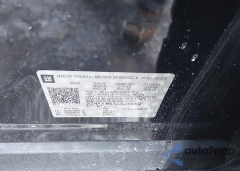 2018 Chevrolet Equinox Premier z USA, uszkodzony, nr VIN 3GNAXWEX2JL398462